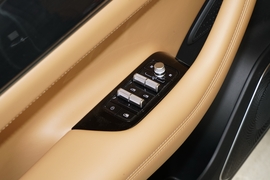 2025款吉利博越L