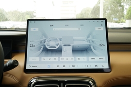 2025款吉利博越L