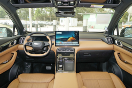 2025款吉利博越L