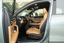 2025款吉利博越L