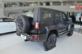 2024款北京越野BJ40