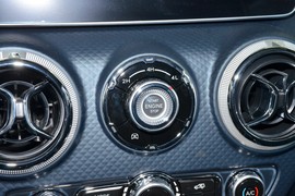 2024款北京越野BJ40