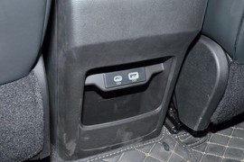 2024款北京越野BJ40