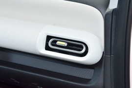 2024款五菱宏光MINIEV