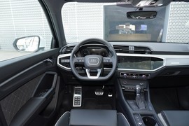 2025款奥迪Q3
