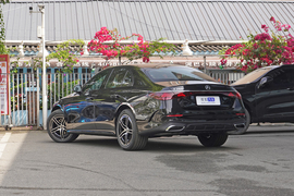 2025款奔驰E