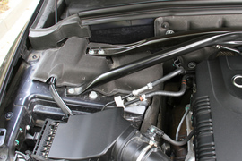 购车必看！奥迪Q5奔驰GLK实用性深度对比