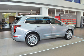 2025款凯迪拉克XT6