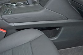 2025款凯迪拉克XT6