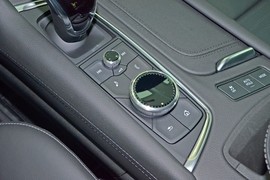 2025款凯迪拉克XT6