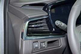 2025款凯迪拉克XT6