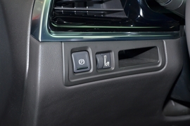 2025款凯迪拉克XT6