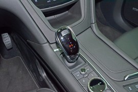 2025款凯迪拉克XT6