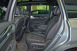 2025款凯迪拉克XT6