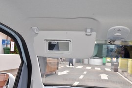 2025款奔腾小马
