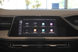 2025款奥迪Q6