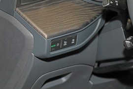2025款奥迪Q6