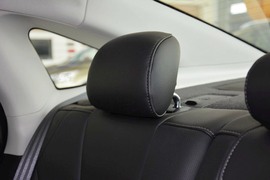 2013款福特蒙迪欧2.0L