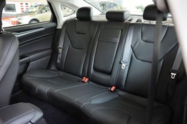 2013款福特蒙迪欧2.0L