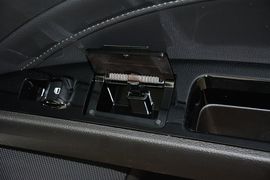 2013款福特蒙迪欧2.0L