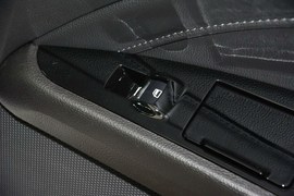 2013款福特蒙迪欧2.0L