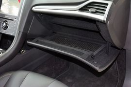 2013款福特蒙迪欧2.0L
