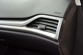 2013款福特蒙迪欧2.0L