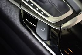 2013款福特蒙迪欧2.0L