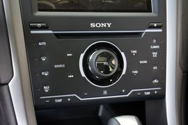 2013款福特蒙迪欧2.0L