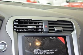 2013款福特蒙迪欧2.0L
