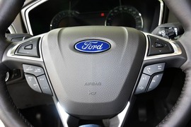 2013款福特蒙迪欧2.0L