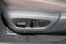 2025款雷克萨斯RX新能源