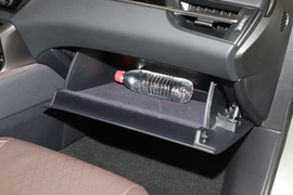 2025款雷克萨斯RX新能源