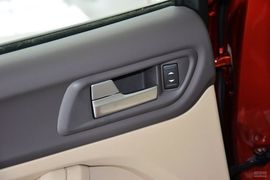 2013款福特福克斯三厢经典1.8L