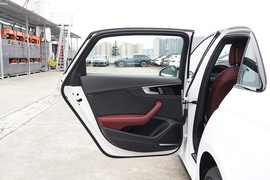 2025款奥迪A4L