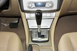2013款福特福克斯三厢经典1.8L