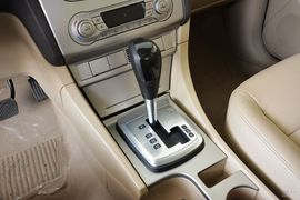 2013款福特福克斯三厢经典1.8L