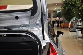 2013款福特嘉年华两厢1.5L自动运动型