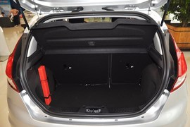 2013款福特嘉年华两厢1.5L自动运动型