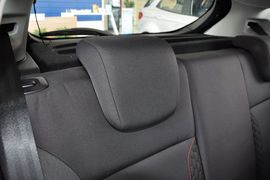 2013款福特嘉年华两厢1.5L自动运动型