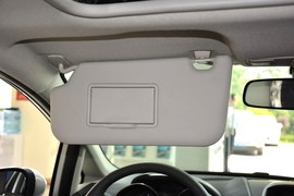 2013款福特嘉年华两厢1.5L自动运动型