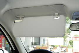 2025款奇瑞艾瑞泽5