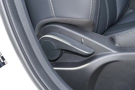 2025款奇瑞艾瑞泽5