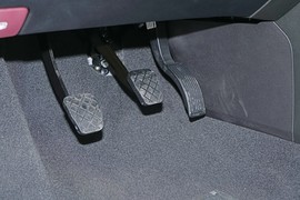 2025款奇瑞艾瑞泽5