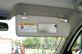 2025款奇瑞艾瑞泽5