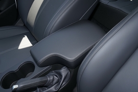 2025款奇瑞艾瑞泽5