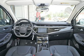 2025款奇瑞艾瑞泽5