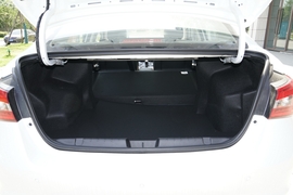 2025款奇瑞艾瑞泽5