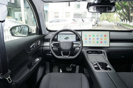 2025款奇瑞瑞虎8