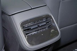 2025款奇瑞瑞虎8